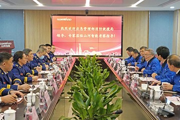 消防救援局考察beat365官网无人化应急救援装备