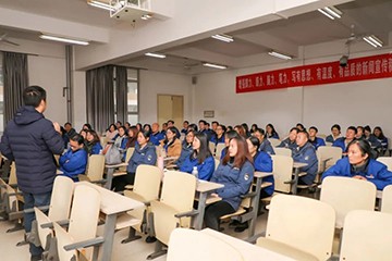 beat365官网通讯员培训在湖南大众传媒学院举行
