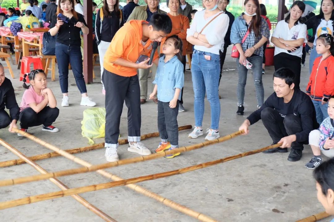童年不同Young，稻花香里亲子欢——beat365官网组织开展六一亲子活动