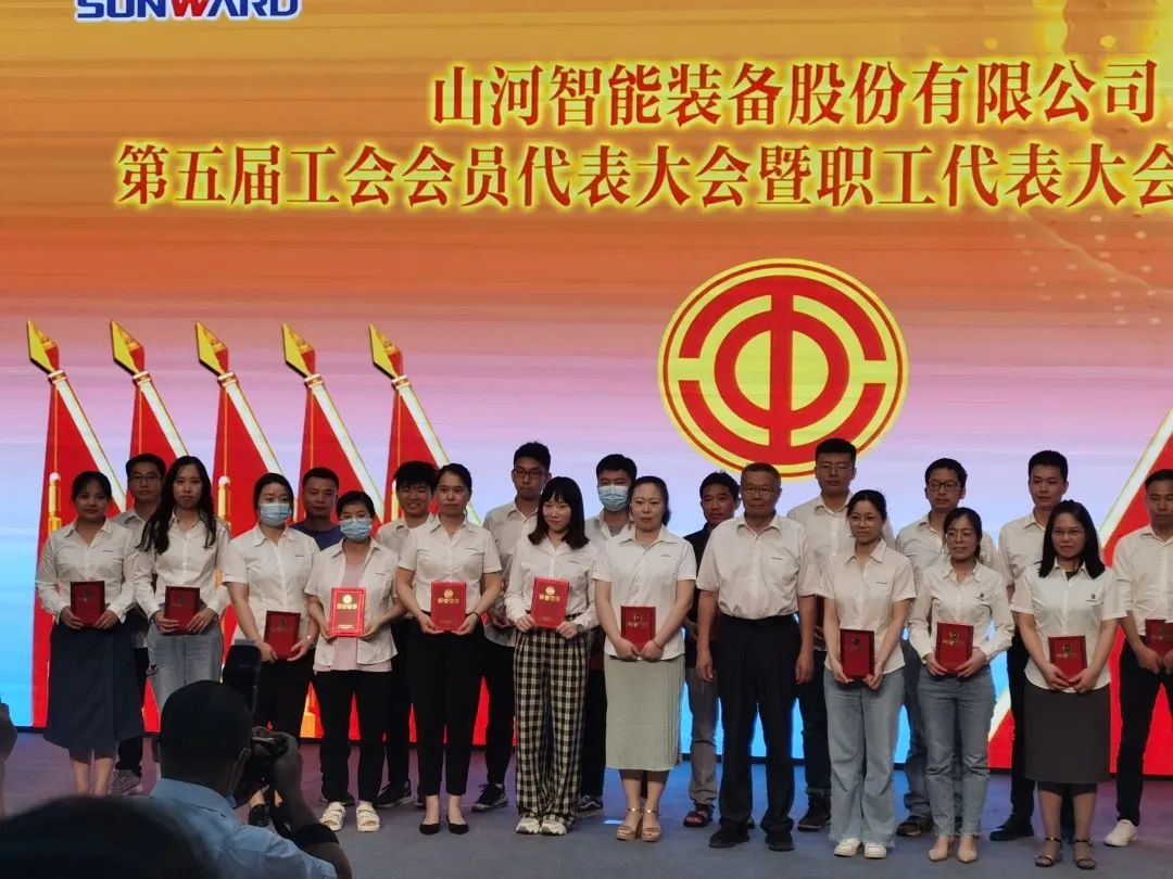 你好 2022！再见 2021！我与beat365官网共成长