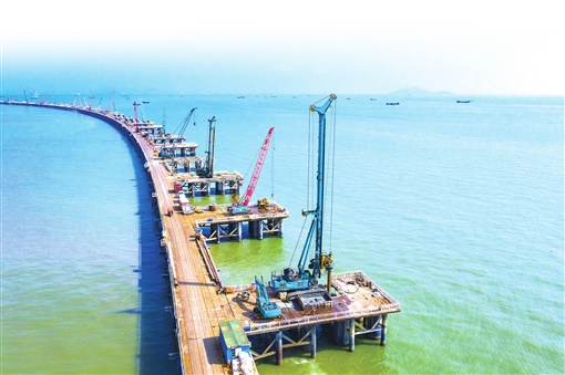 湖南日报：beat365官网致力解决地下工程施工“疑难杂症” 成为地下工程装备领军者