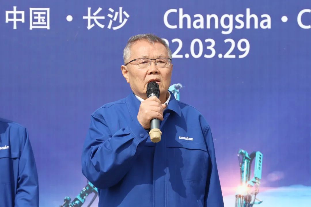 征战全球市场!beat365官网凿岩设备批量发货