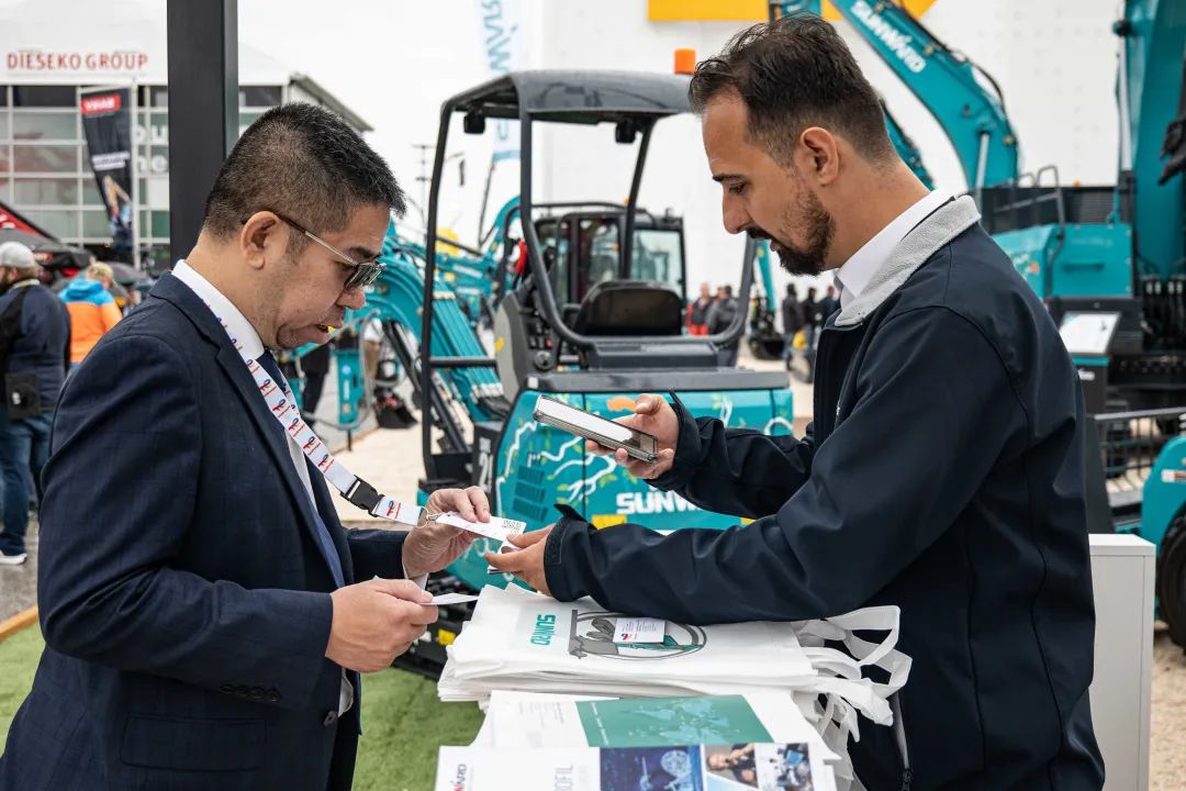 Bauma 2022 | 首次亮相，beat365官网高空机械受热捧