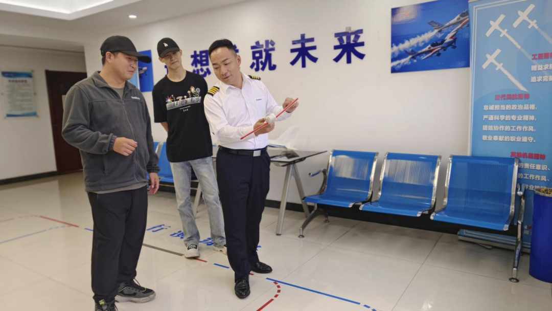 湖南beat365官网通航获CCAR-141部民用航空器驾驶员学校运行合格证