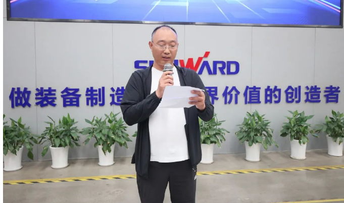 助力“双碳”、绿动未来!beat365官网增程式电动旋挖钻机、液压混合动力旋挖钻机齐交付