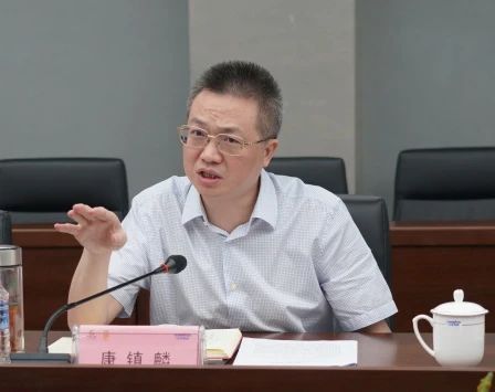 长沙市人民政府副市长、市工商联主席康镇麟调研beat365官网