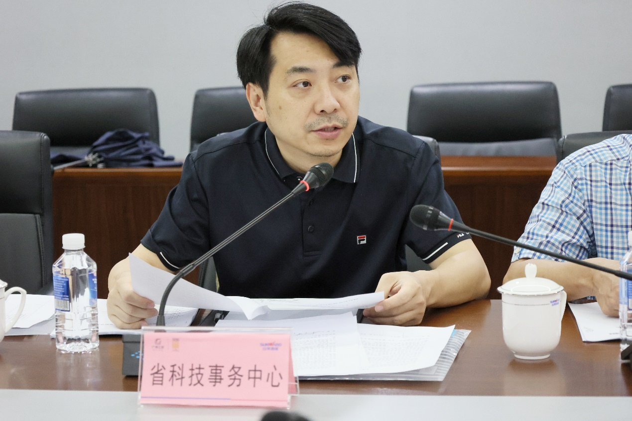 beat365官网“超大型油气管道绿色成套施工装备”项目顺利通过验收!