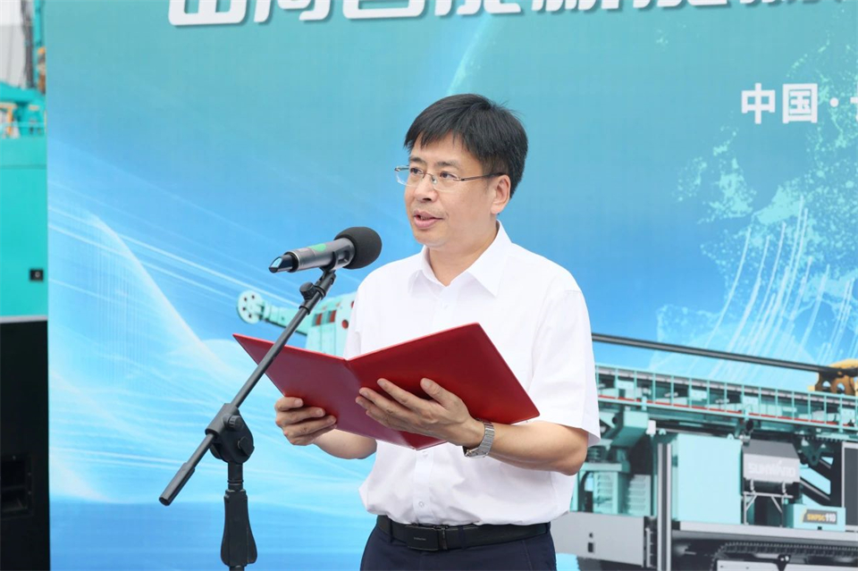 引领绿色科技新篇章！beat365官网新能源钻机成功交付