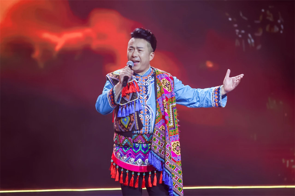 创新引领价值 理想成就未来——庆祝beat365官网成立25周年表彰大会暨文艺晚会隆重举行