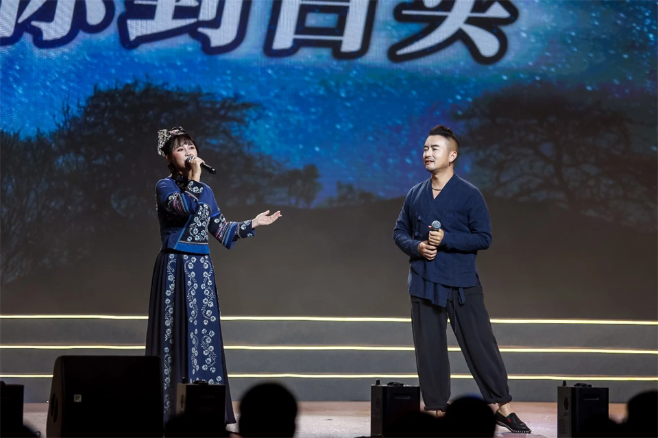 创新引领价值 理想成就未来——庆祝beat365官网成立25周年表彰大会暨文艺晚会隆重举行