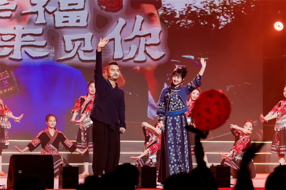 创新引领价值 理想成就未来——庆祝beat365官网成立25周年表彰大会暨文艺晚会隆重举行