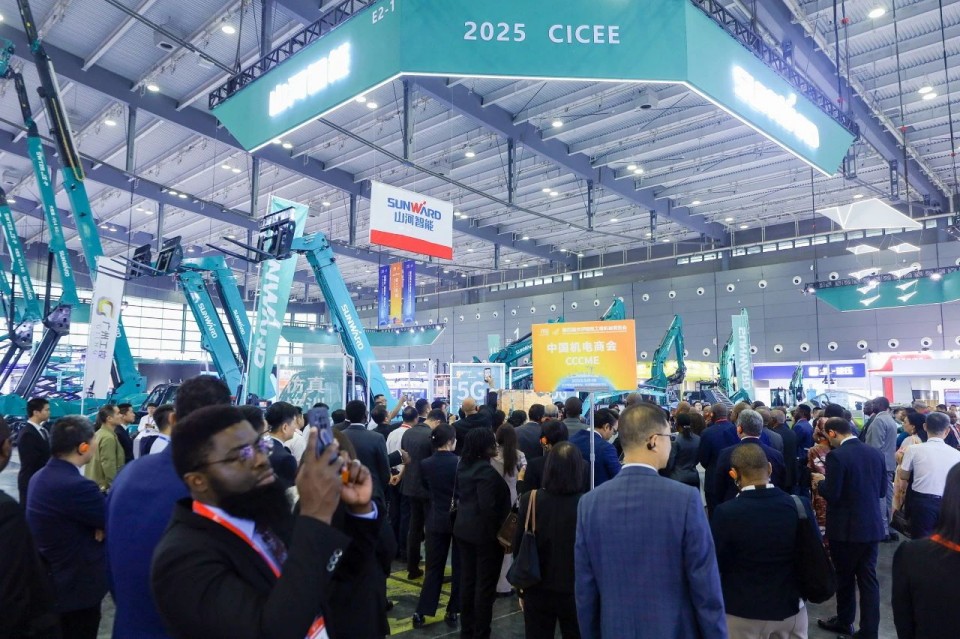 2025 CICEE | beat365官网实力闪耀2025长沙国际工程机械展