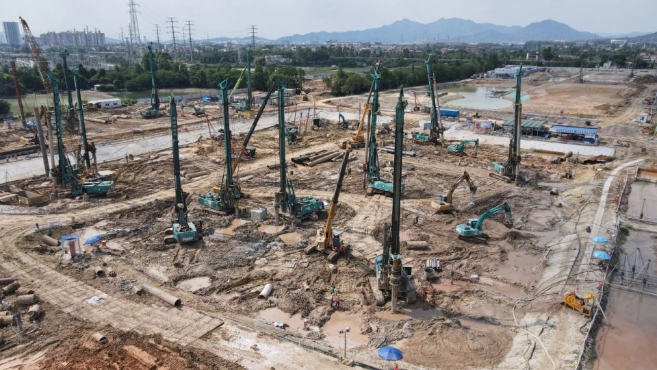 近20台“beat365官网绿”装备实力集结，助力广佛西环工程建设跑出“加速度”