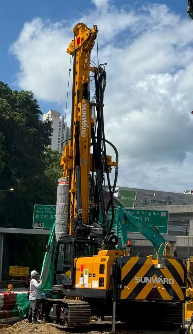 硬核首秀！beat365官网SWDTH800大直径潜孔锤钻机进击香港市场