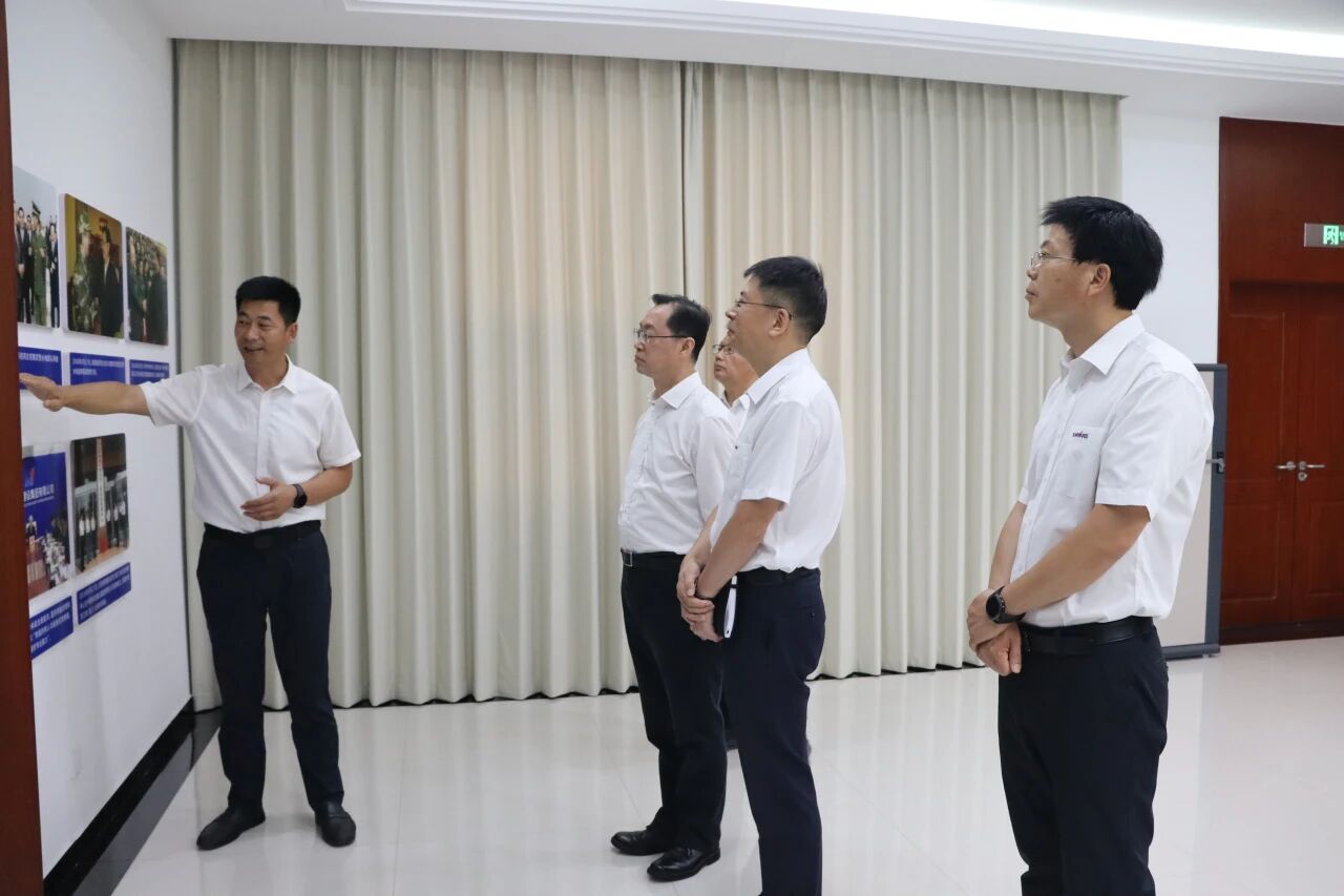 beat365官网党委书记、董事长付向东率队拜访中国安能集团